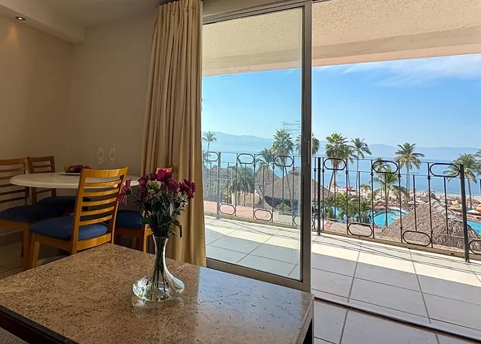 Ocean View & Direct Beach Access!